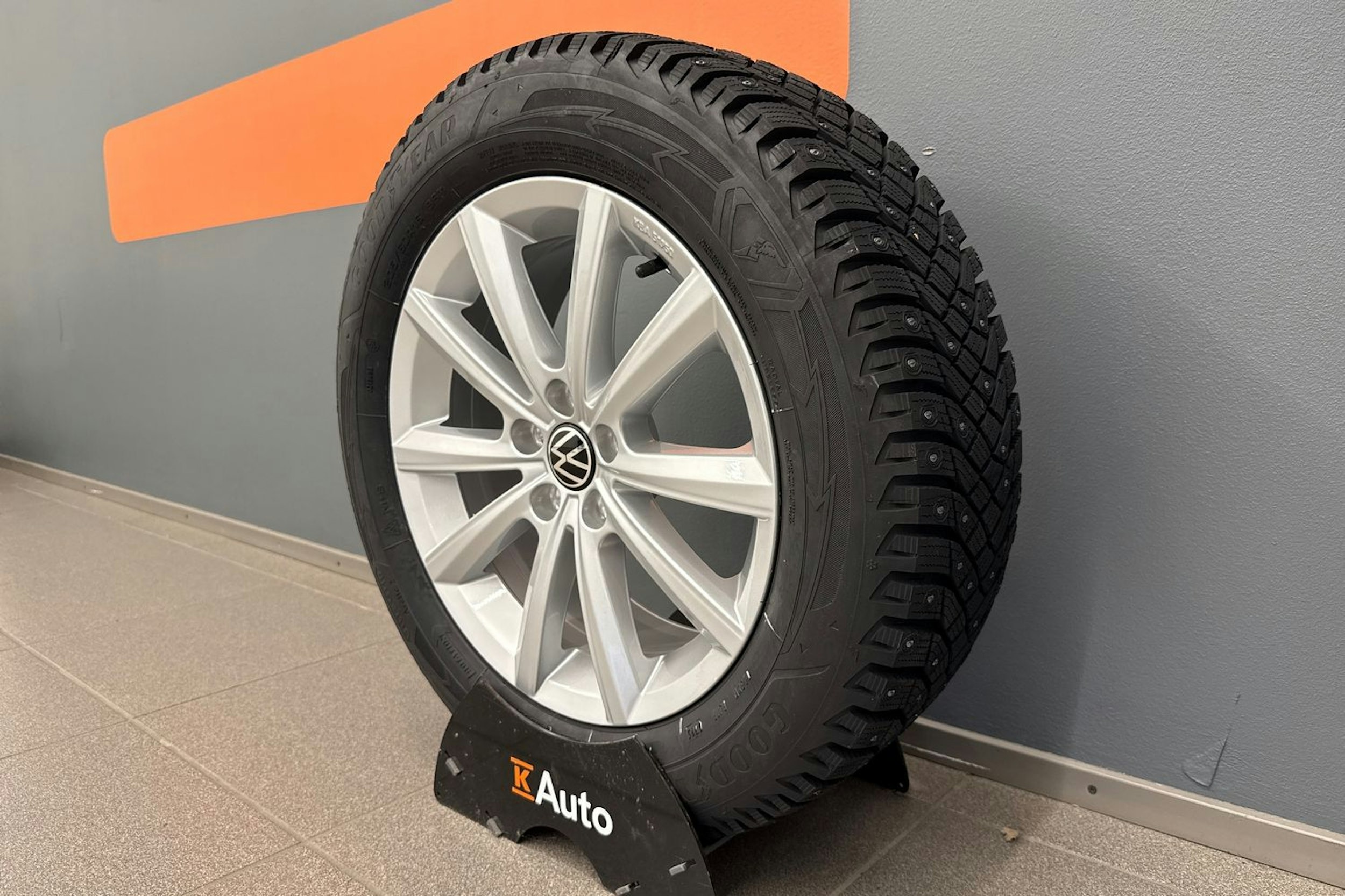 met. musta Volkswagen T-Cross 2025 kuva 26.