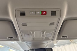 met. musta Volkswagen T-Cross 2025 kuva 27.