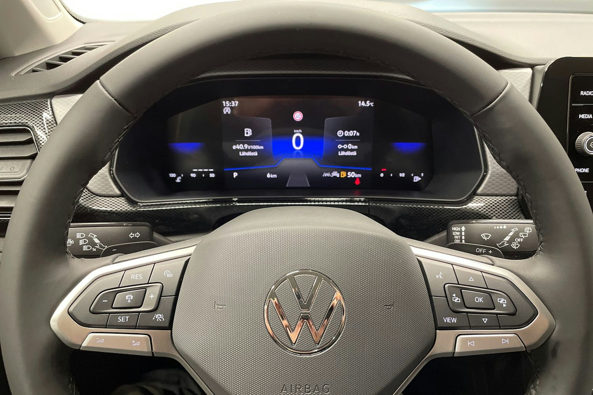 harmaa Volkswagen T-Cross 2025 kuva 18.