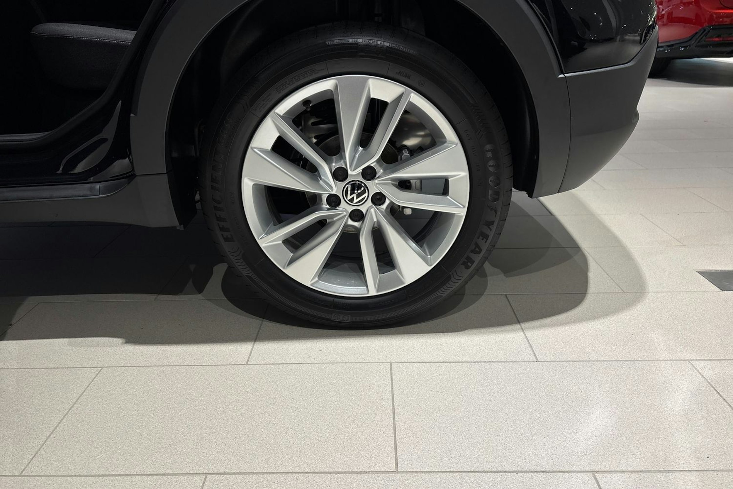 musta Volkswagen T-Cross 2025 kuva 10.