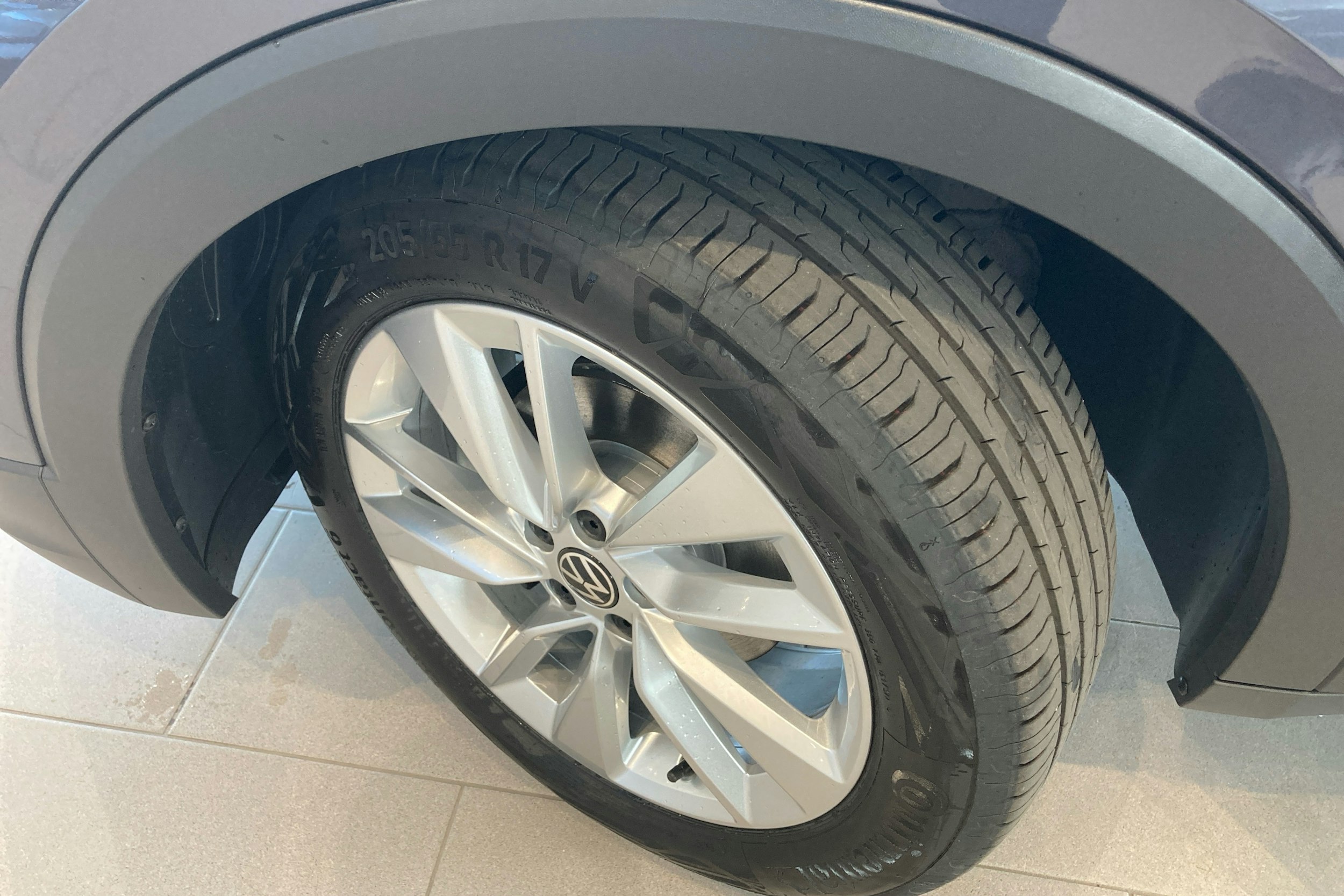 harmaa Volkswagen T-Cross 2025 kuva 10.