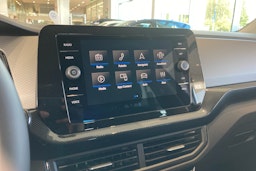 harmaa Volkswagen T-Cross 2025 kuva 14.