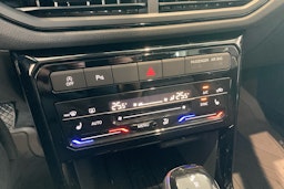 harmaa Volkswagen T-Cross 2025 kuva 16.