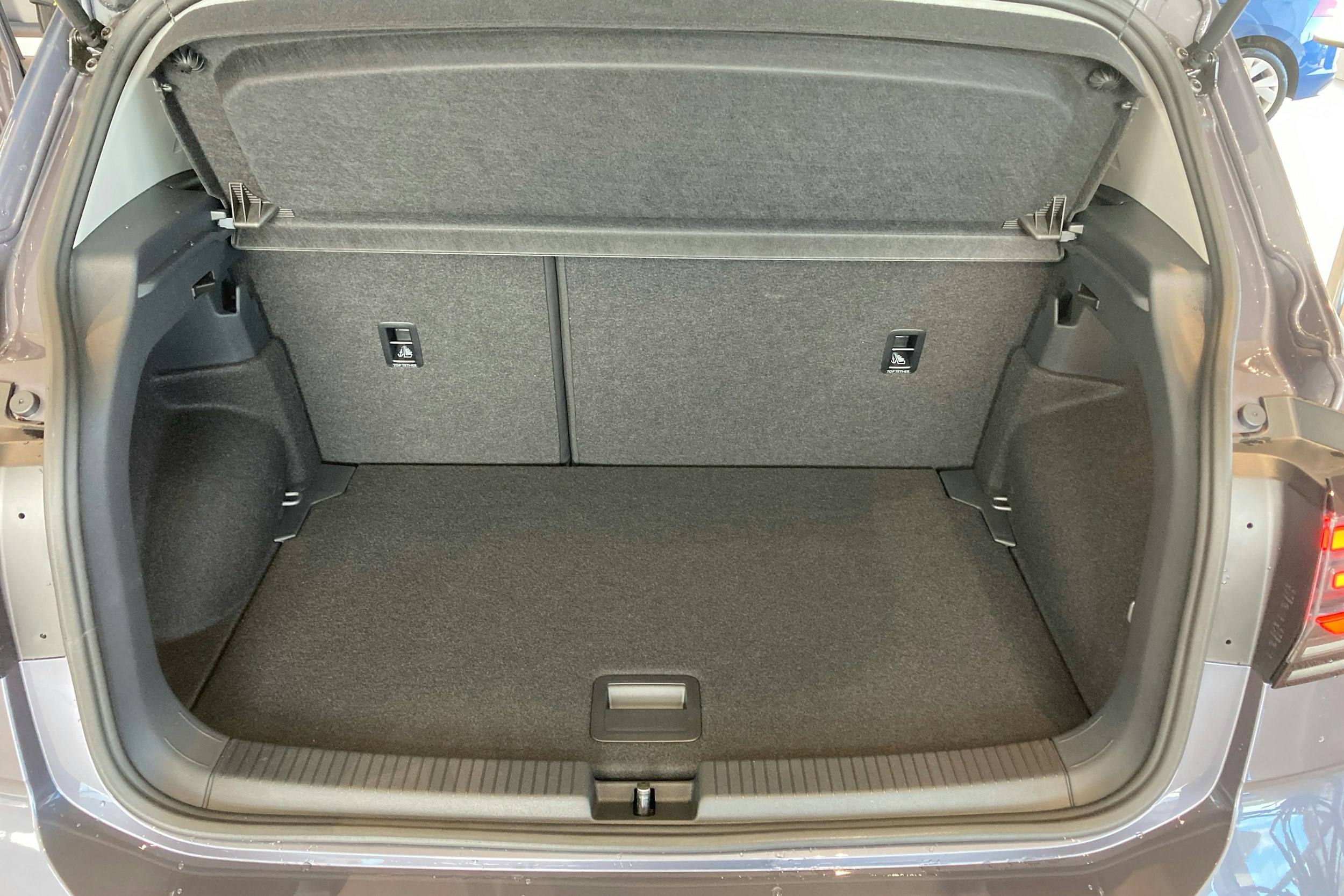 harmaa Volkswagen T-Cross 2025 kuva 17.