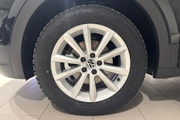 musta Volkswagen T-Cross 2025 kuva 10.