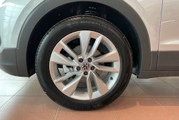 harmaa Volkswagen T-Cross 2025 kuva 9.