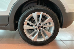 harmaa Volkswagen T-Cross 2025 kuva 10.