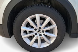 harmaa Volkswagen T-Cross 2025 kuva 9.