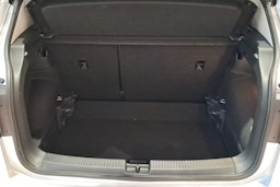 harmaa Volkswagen T-Cross 2025 kuva 14.