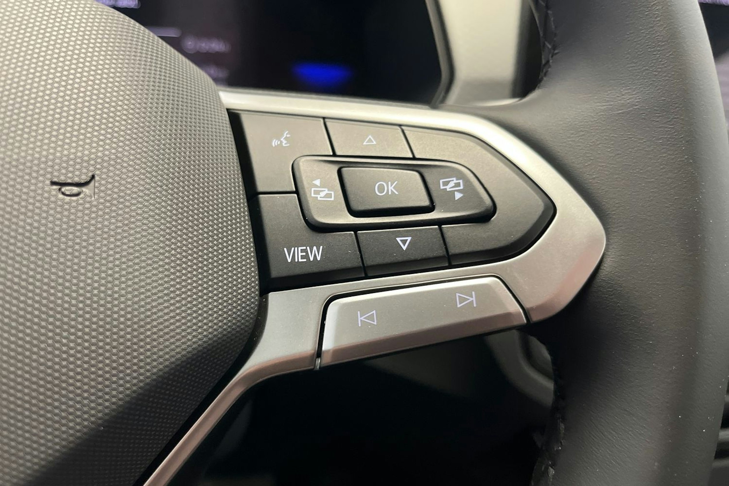 musta Volkswagen T-Cross 2025 kuva 9.