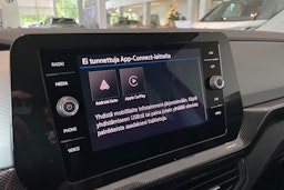 punainen Volkswagen T-Cross 2025 kuva 14.