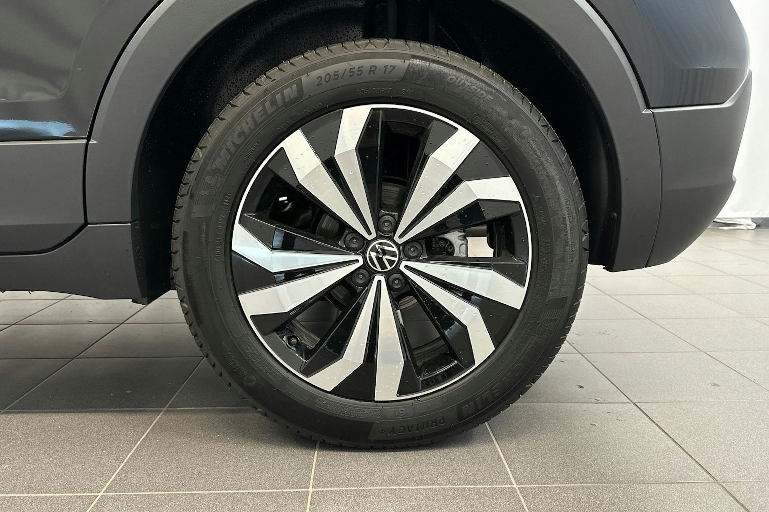 musta Volkswagen T-Cross 2025 kuva 10.