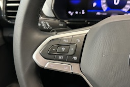 musta Volkswagen T-Cross 2025 kuva 16.