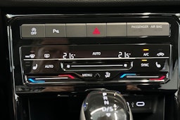 musta Volkswagen T-Cross 2025 kuva 23.