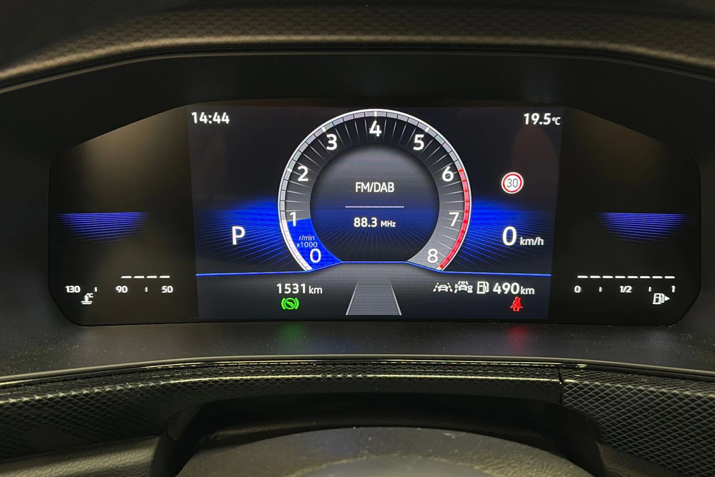 harmaa Volkswagen T-Cross 2025 kuva 17.