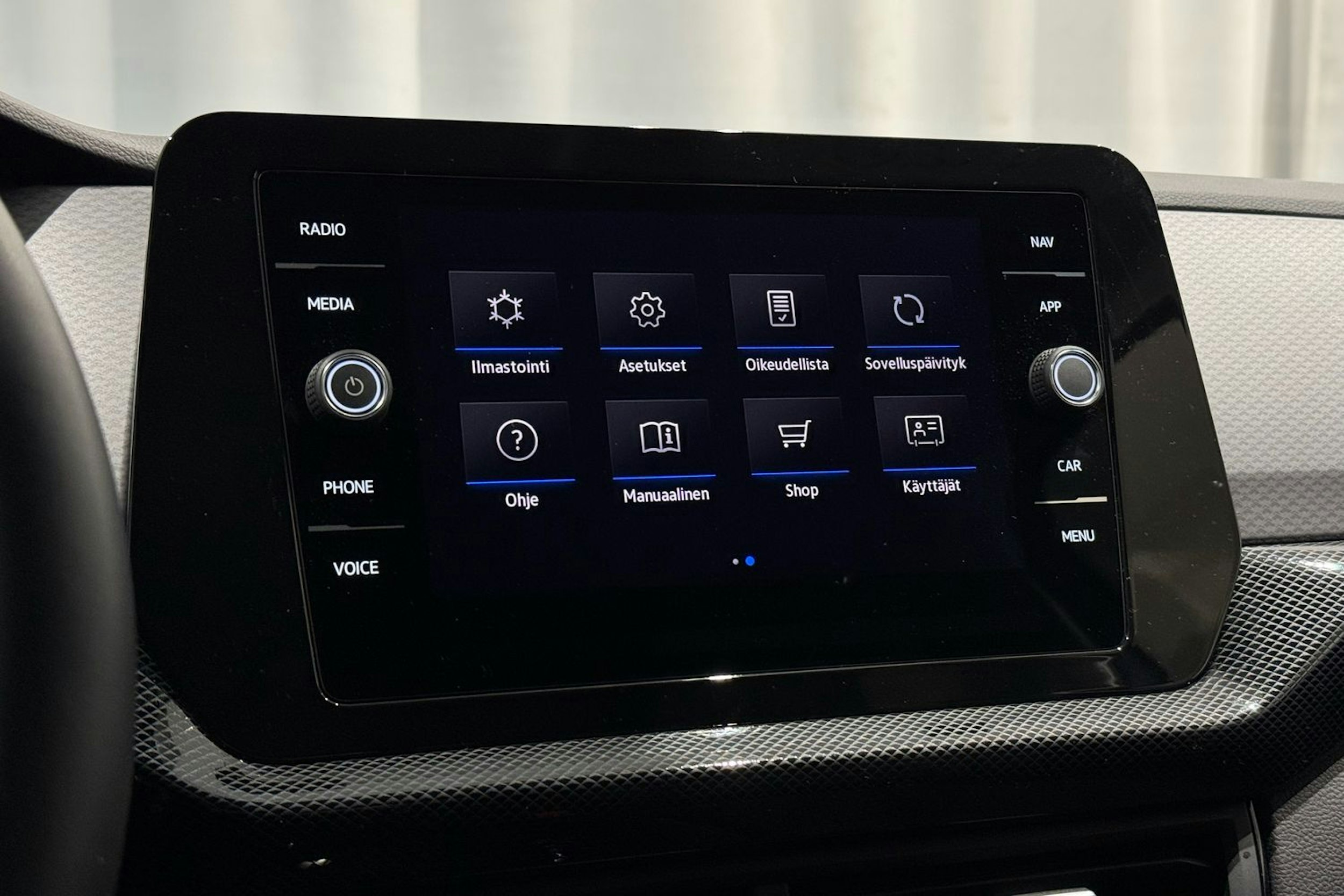 met. sininen Volkswagen T-Cross 2025 kuva 16.
