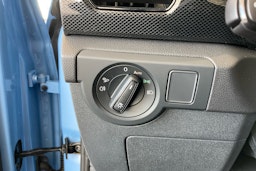 sininen Volkswagen T-Cross 2025 kuva 12.
