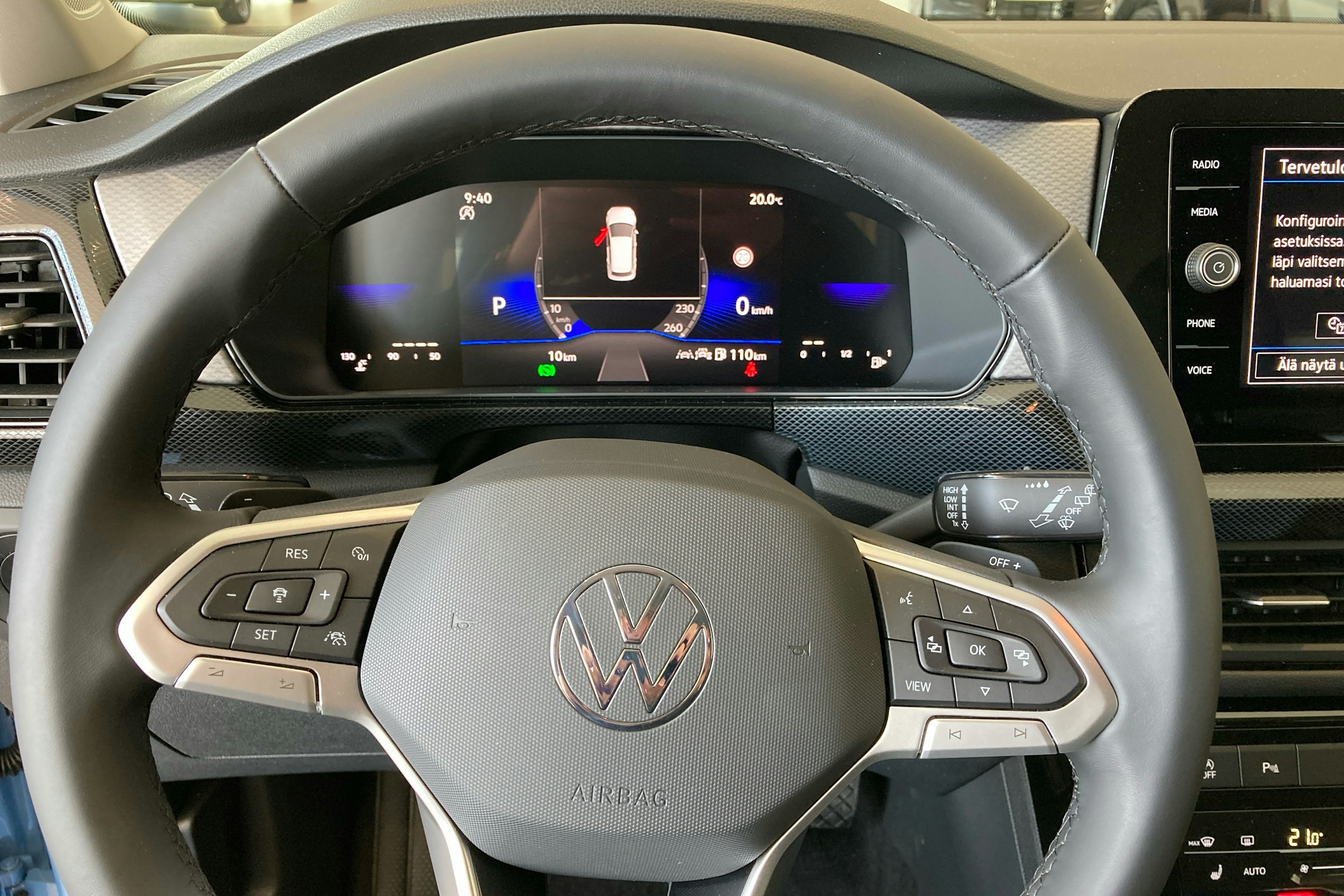 sininen Volkswagen T-Cross 2025 kuva 13.