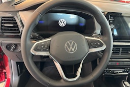 punainen Volkswagen T-Cross 2025 kuva 11.