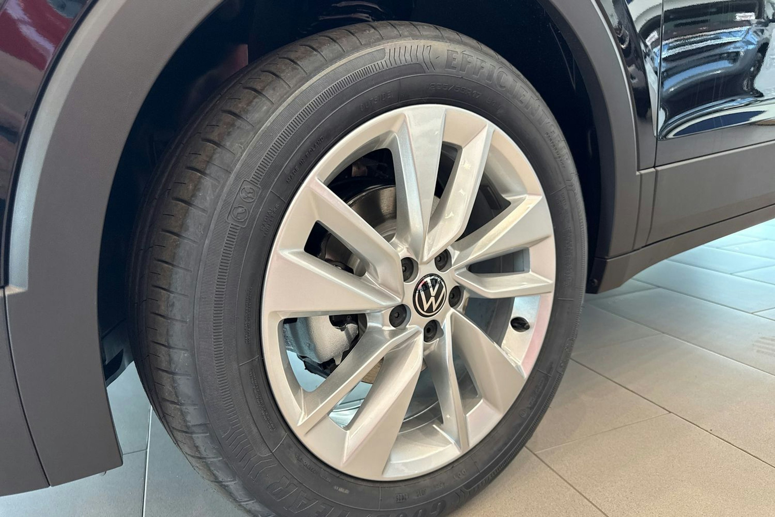 musta Volkswagen T-Cross 2025 kuva 10.