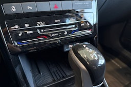 musta Volkswagen T-Cross 2025 kuva 12.