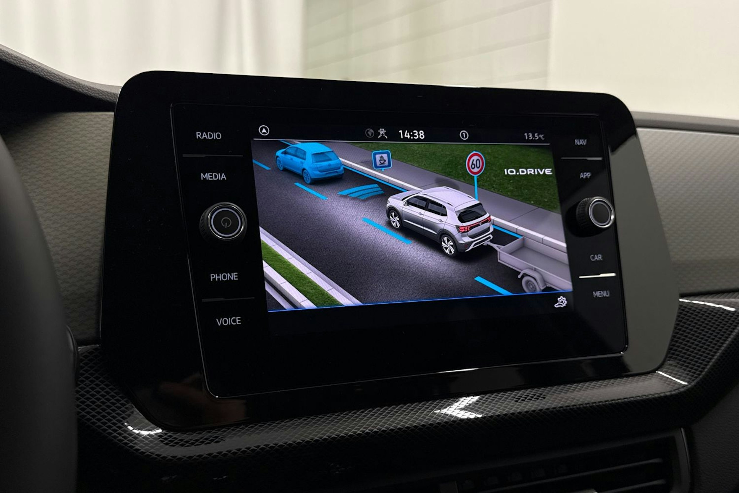 met. harmaa Volkswagen T-Cross 2025 kuva 20.
