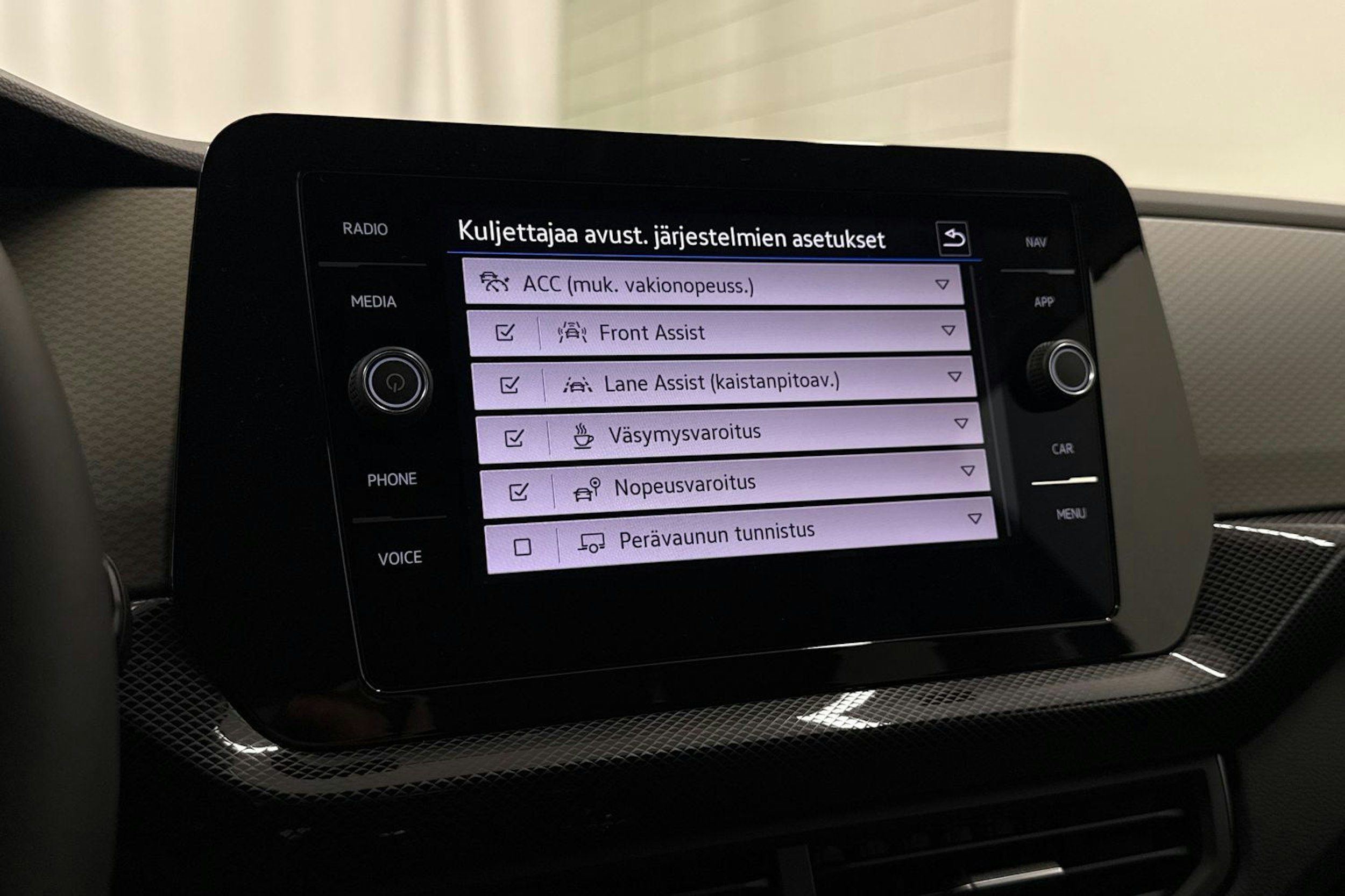 met. harmaa Volkswagen T-Cross 2025 kuva 21.