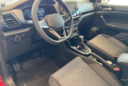 punainen Volkswagen T-Cross 2025 kuva 6.