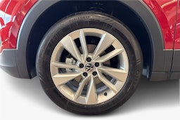 punainen Volkswagen T-Cross 2025 kuva 9.