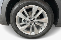 harmaa Volkswagen T-Cross 2025 kuva 9.