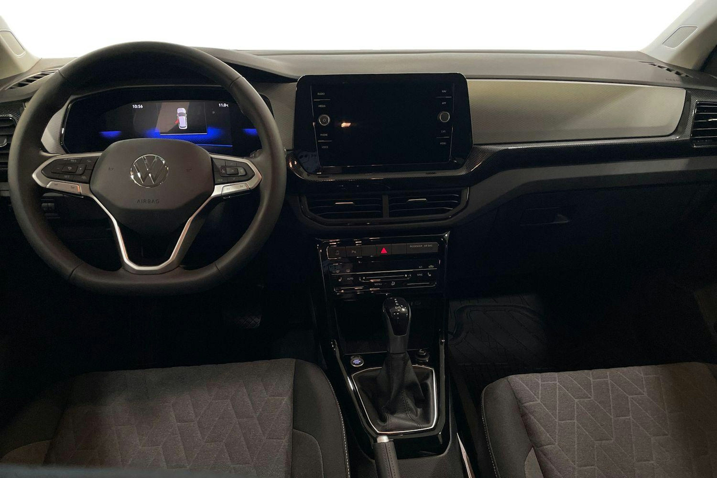 met. harmaa Volkswagen T-Cross 2025 kuva 7.