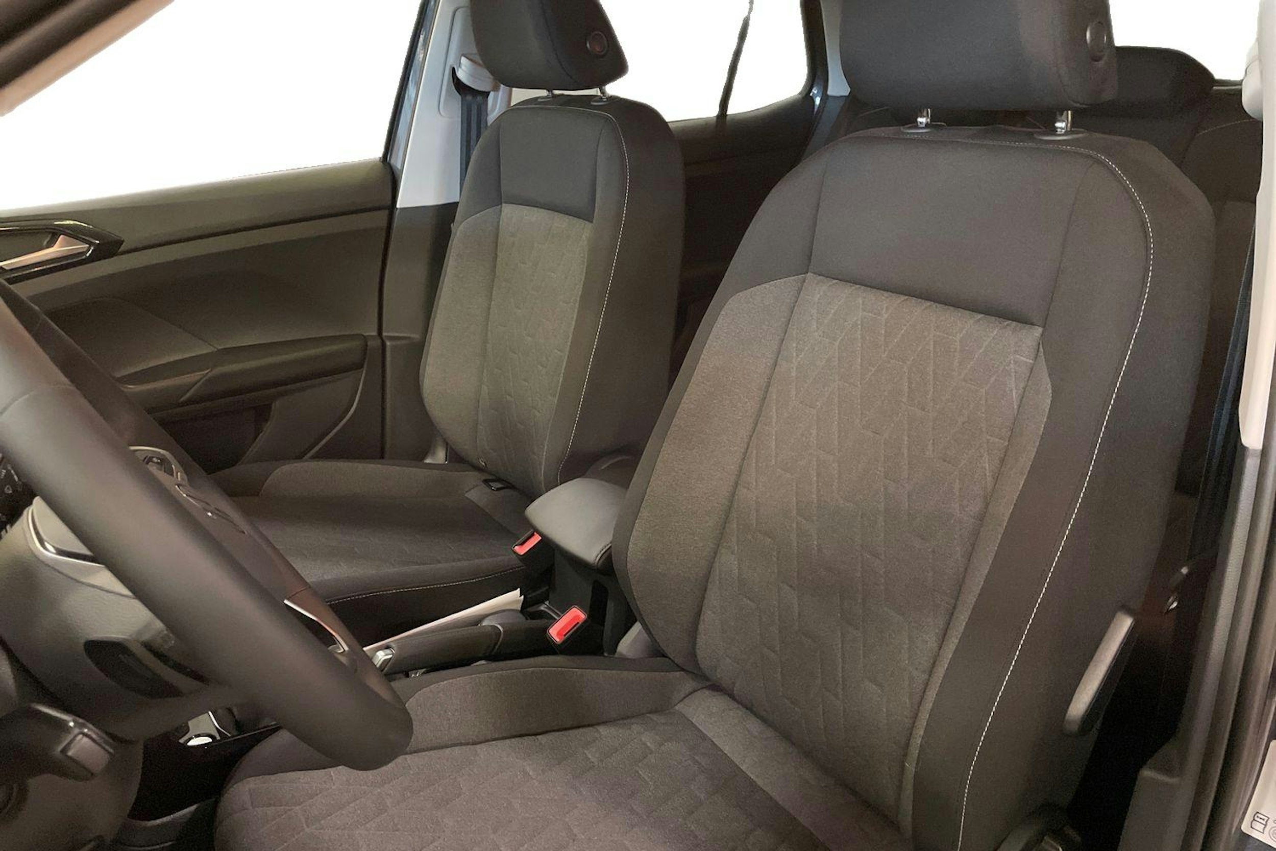 met. harmaa Volkswagen T-Cross 2025 kuva 8.