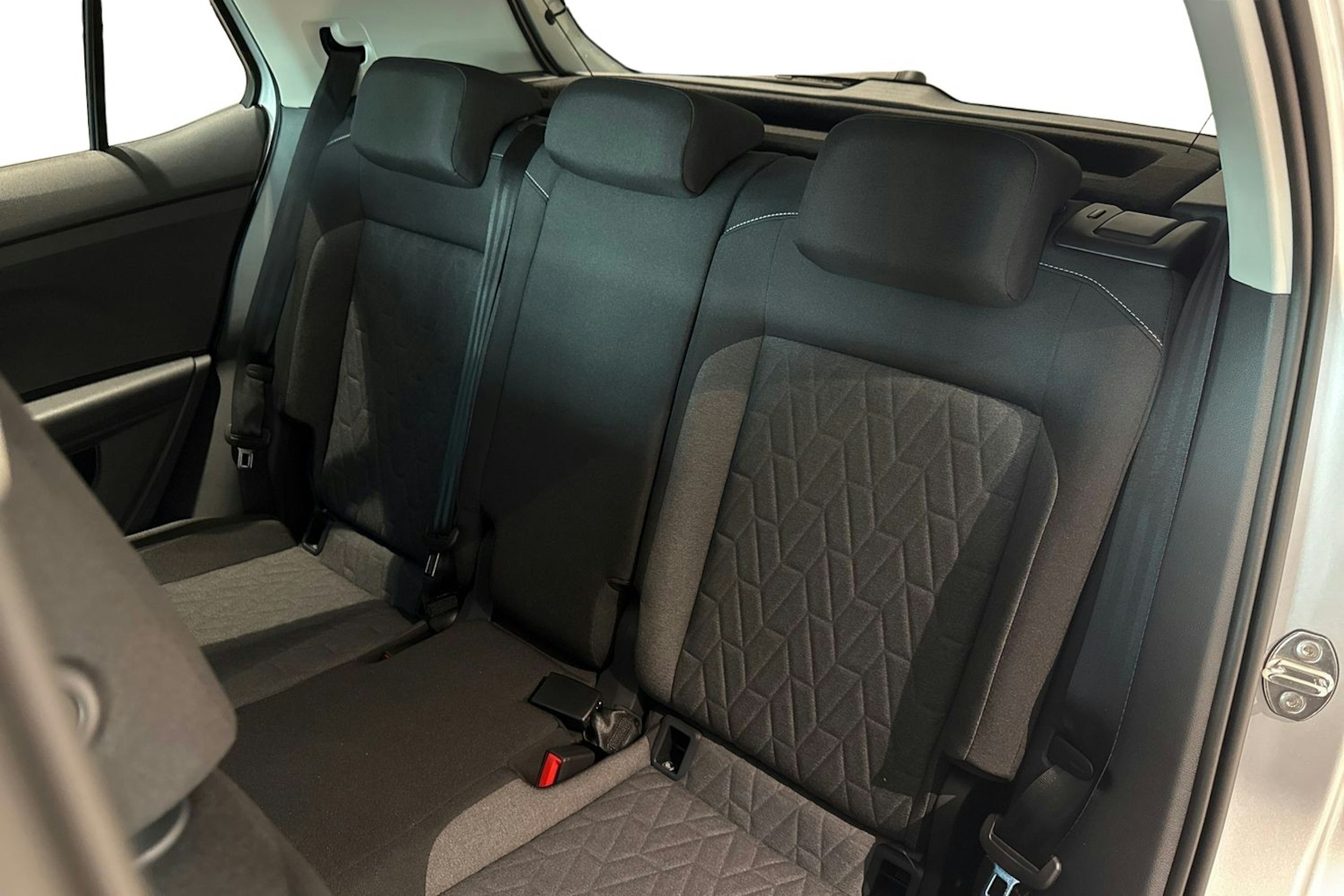 harmaa Volkswagen T-Cross 2025 kuva 8.