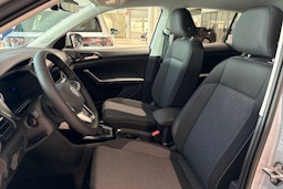 harmaa Volkswagen T-Cross 2025 kuva 15.