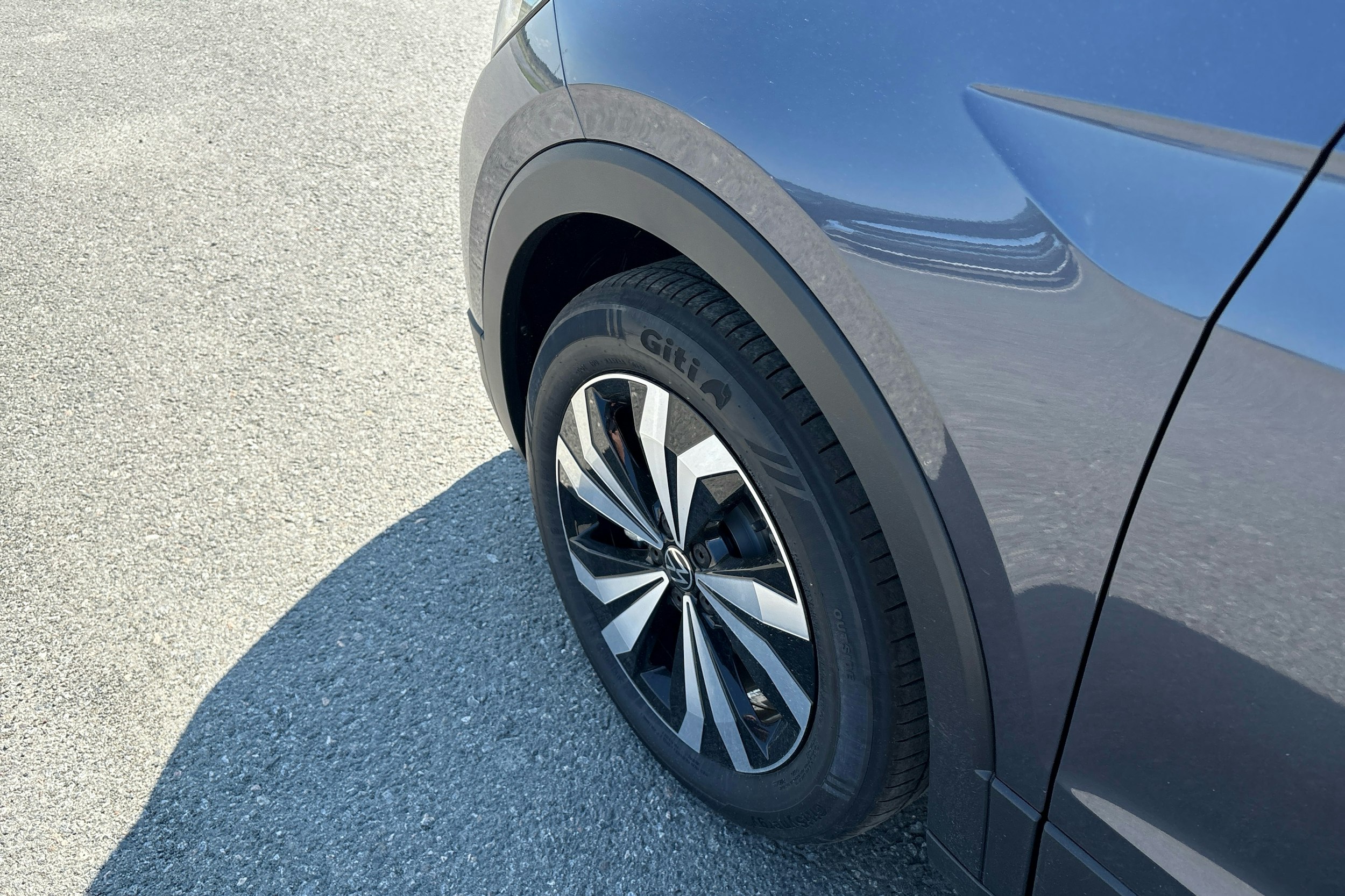 harmaa Volkswagen T-Cross 2025 kuva 10.