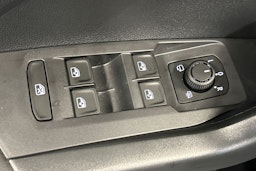 Harmaa Volkswagen T-Cross 2025 kuva 12.