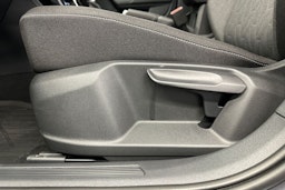 Harmaa Volkswagen T-Cross 2025 kuva 13.