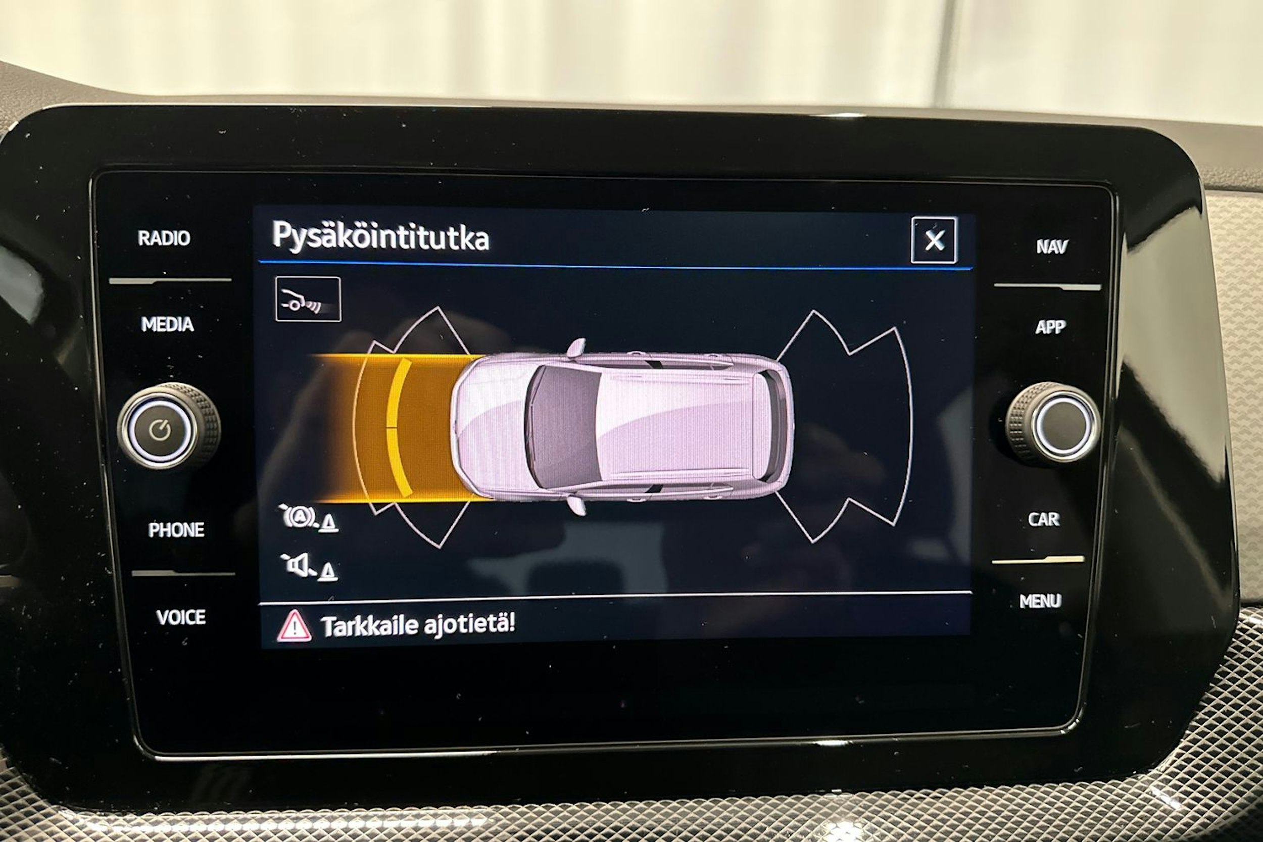 Harmaa Volkswagen T-Cross 2025 kuva 25.