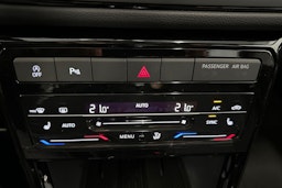 Harmaa Volkswagen T-Cross 2025 kuva 26.