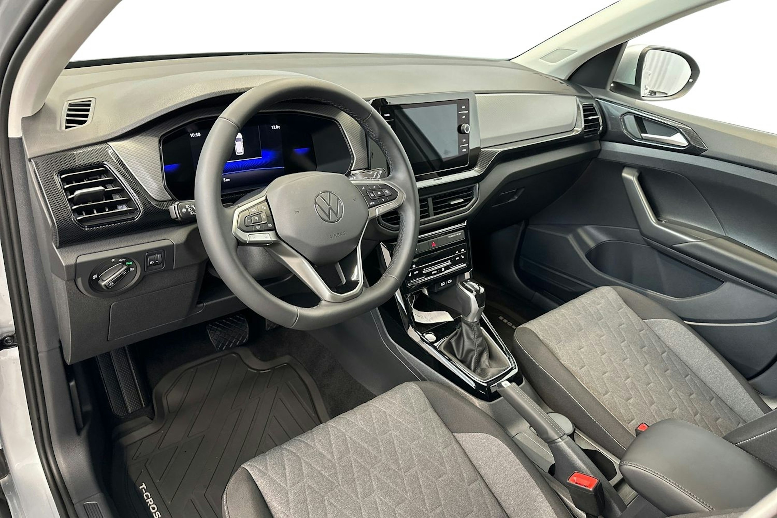 harmaa Volkswagen T-Cross 2025 kuva 6.