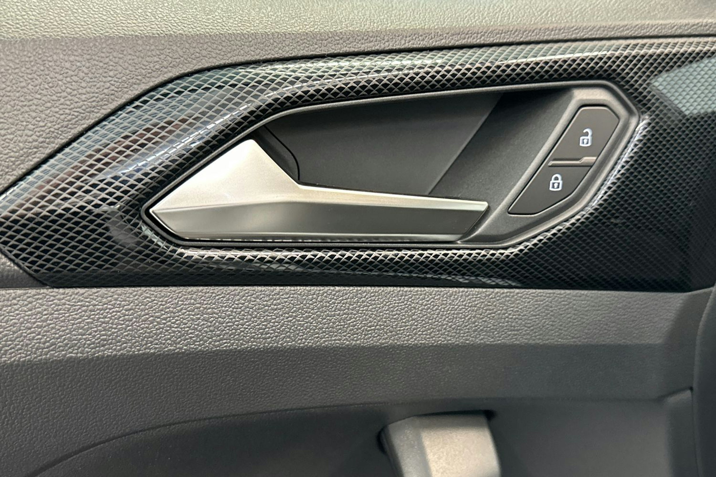 harmaa Volkswagen T-Cross 2025 kuva 14.