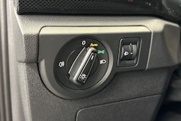 harmaa Volkswagen T-Cross 2025 kuva 16.