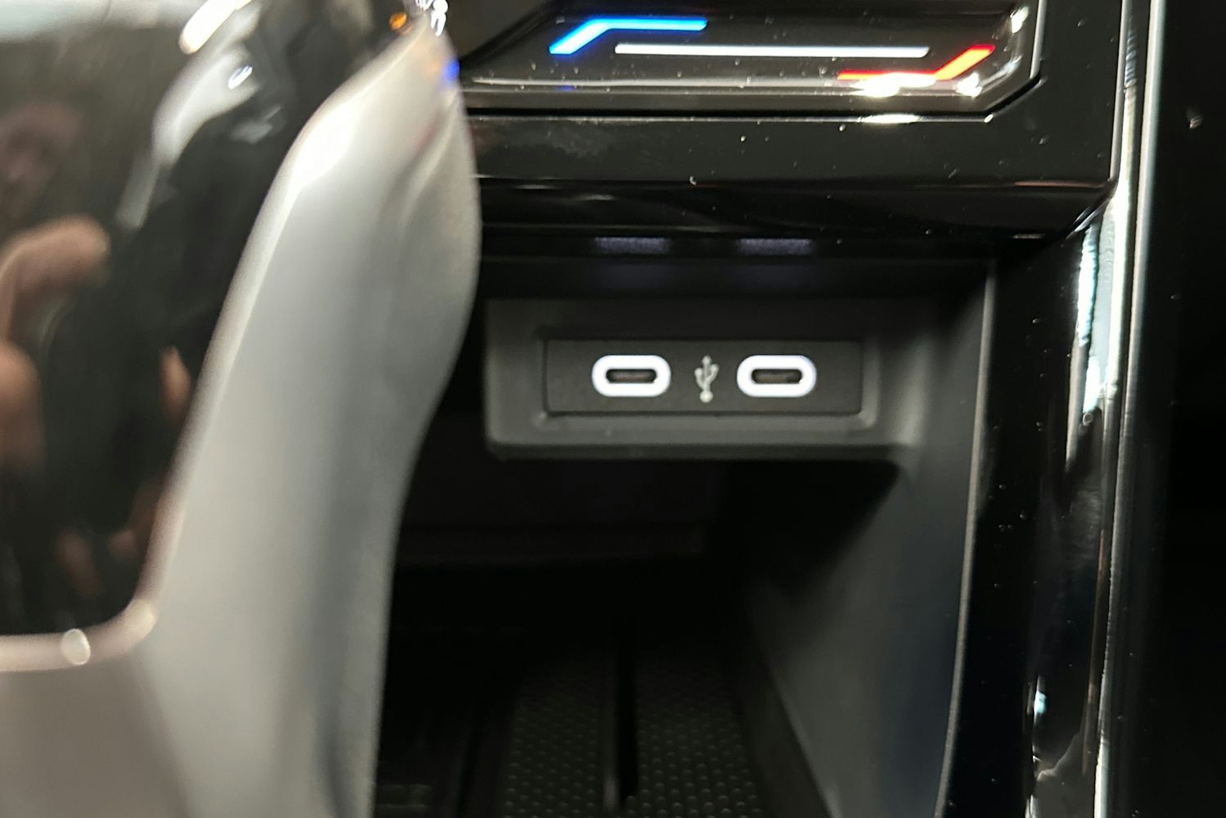 harmaa Volkswagen T-Cross 2025 kuva 25.