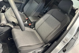 harmaa Volkswagen T-Cross 2025 kuva 28.