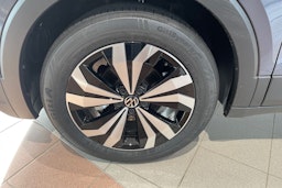 harmaa Volkswagen T-Cross 2025 kuva 9.