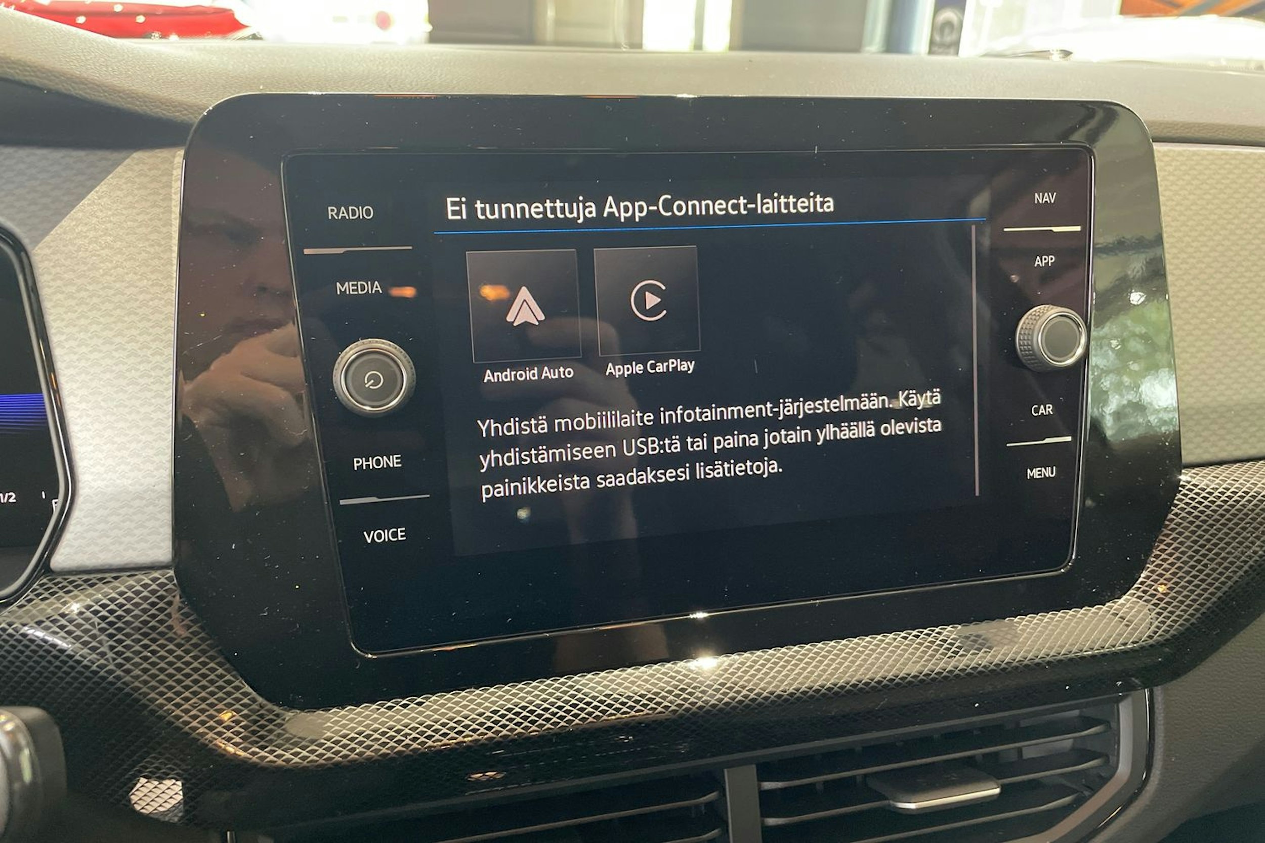 harmaa Volkswagen T-Cross 2025 kuva 12.