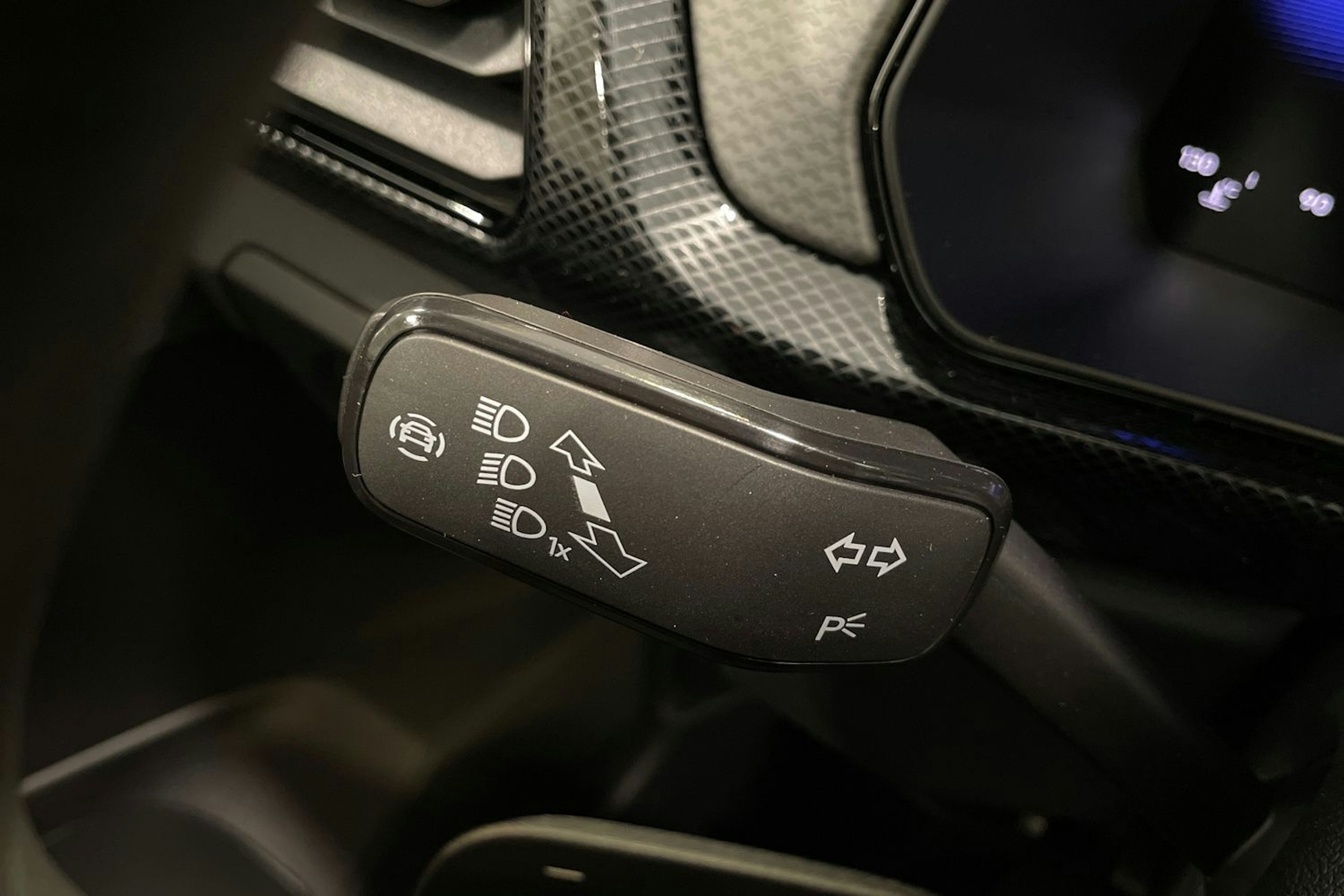 met. harmaa Volkswagen T-Cross 2025 kuva 6.