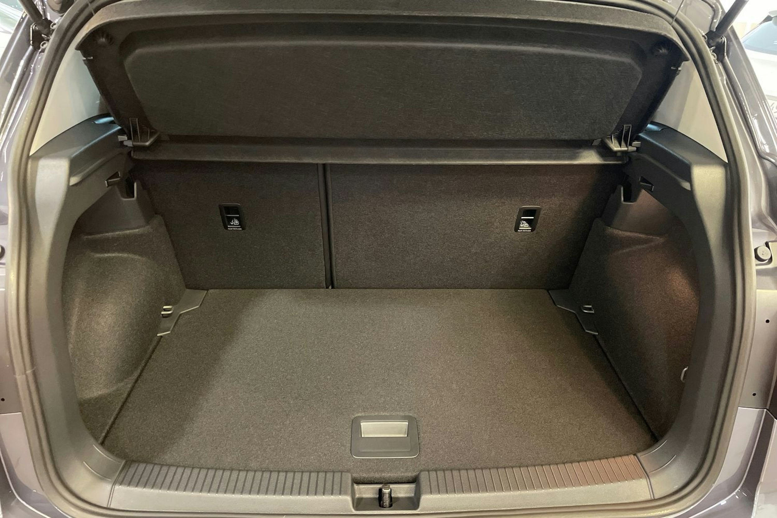 met. harmaa Volkswagen T-Cross 2025 kuva 11.