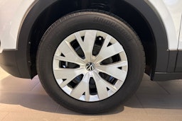 valkoinen Volkswagen T-Cross 2025 kuva 10.