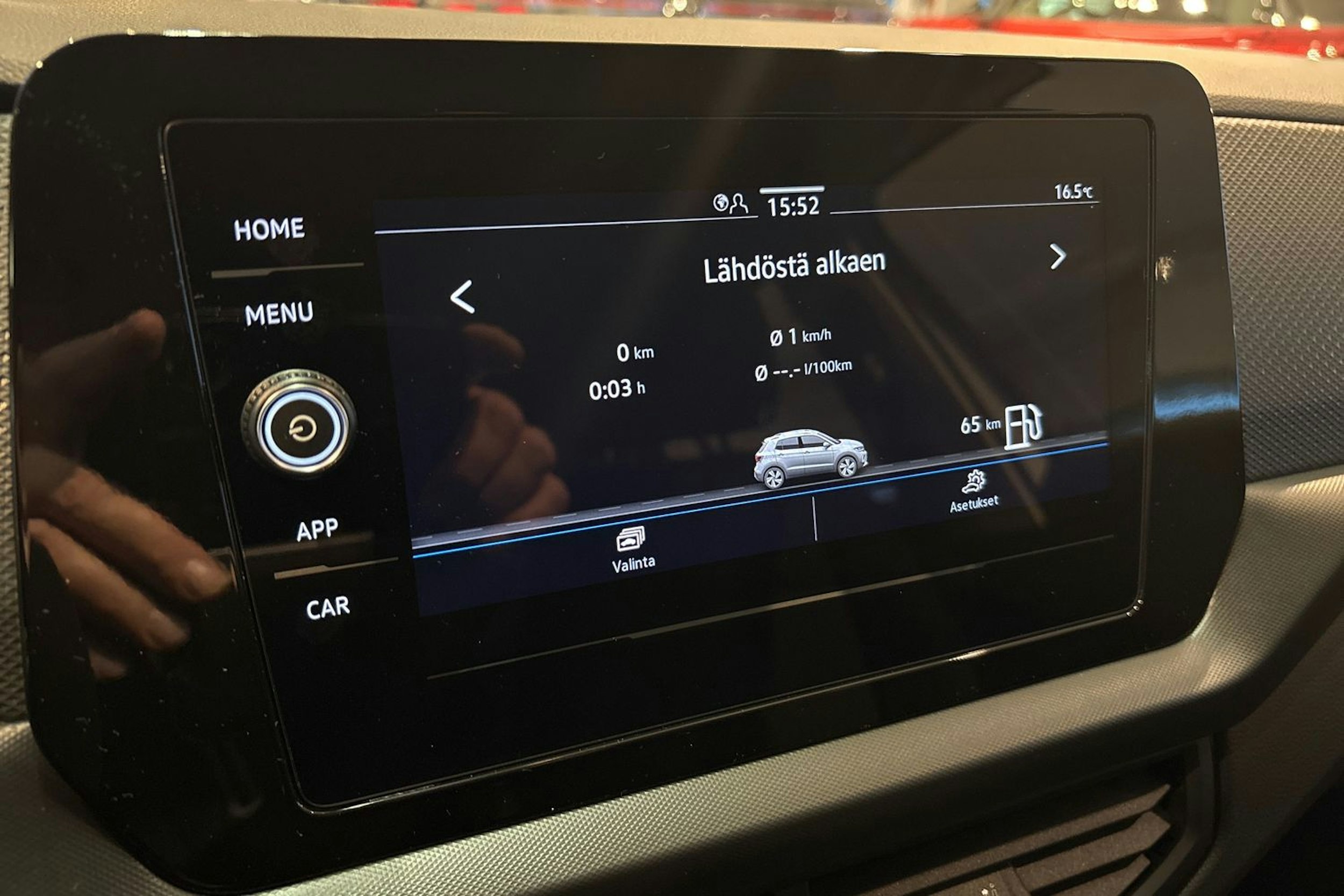 valkoinen Volkswagen T-Cross 2025 kuva 15.